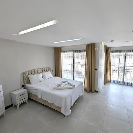 Begonvil Villa Kuşadası